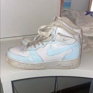 Nike Air Force 1 High Top Sneakers